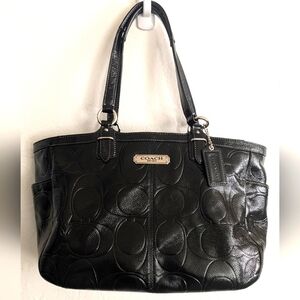 COACH GALLERY EMBOSSED PATENT LEATHER F19462.